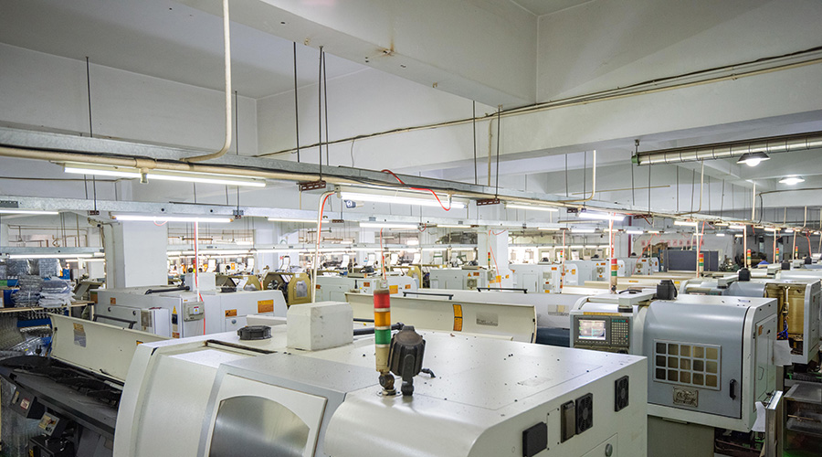 cnc加工中心孔加工后出現(xiàn)刮痕一般是什么原因？